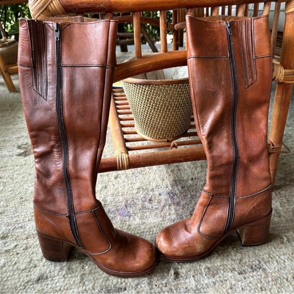 Frye Shoes - Vintage leather knee height brown boots